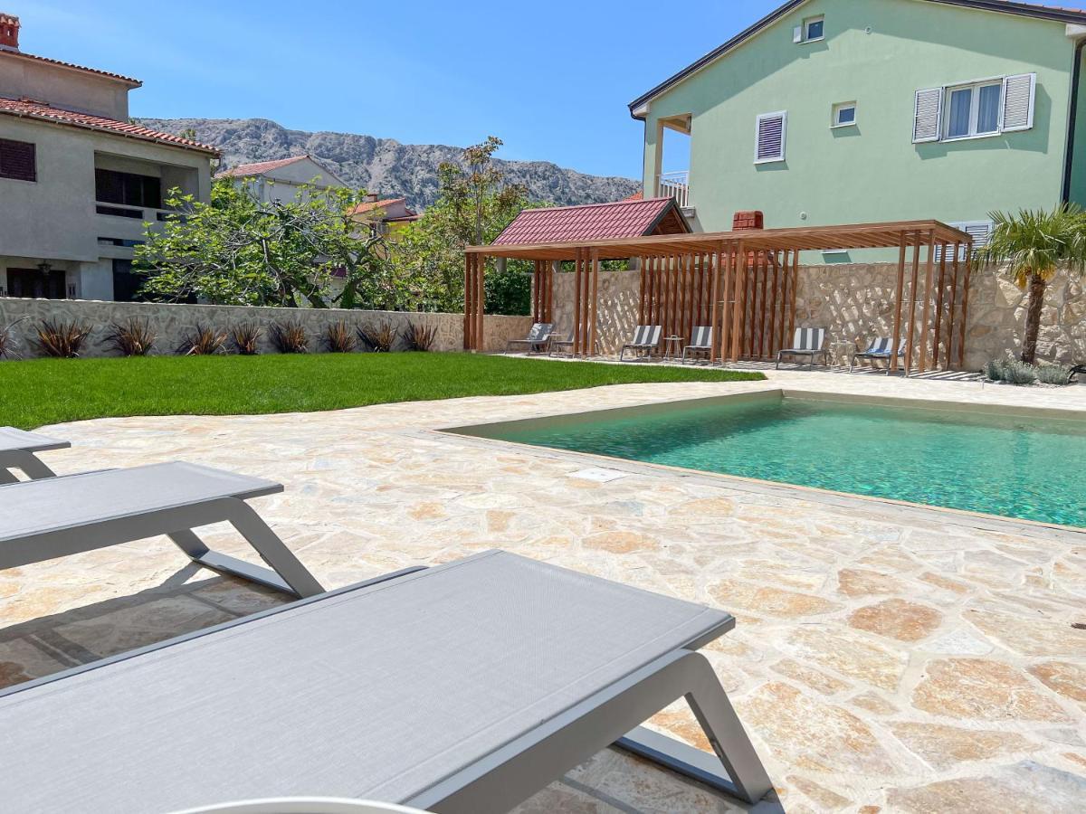 Apartment Baska Mit Poolarea - Krk, Kroatien Buitenkant foto