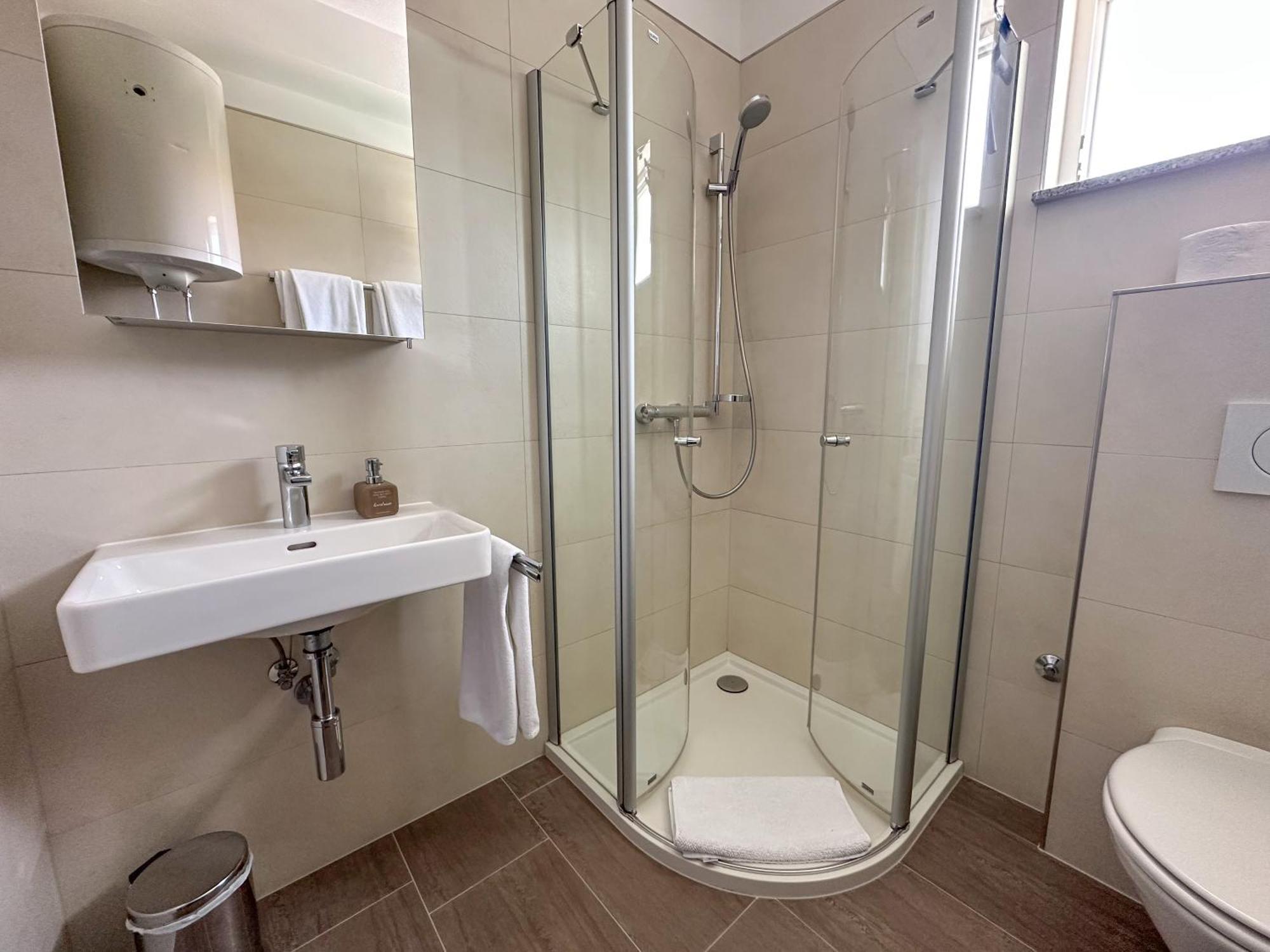 Apartment Baska Mit Poolarea - Krk, Kroatien Buitenkant foto