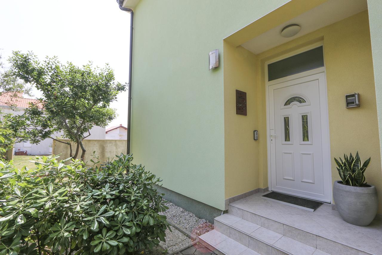 Apartment Baska Mit Poolarea - Krk, Kroatien Buitenkant foto